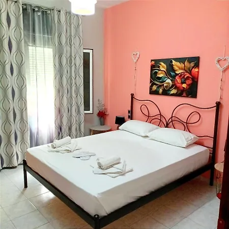 ιno 4* Città di Skiathos