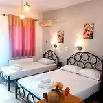 ιno Gæstehus Skiathos by