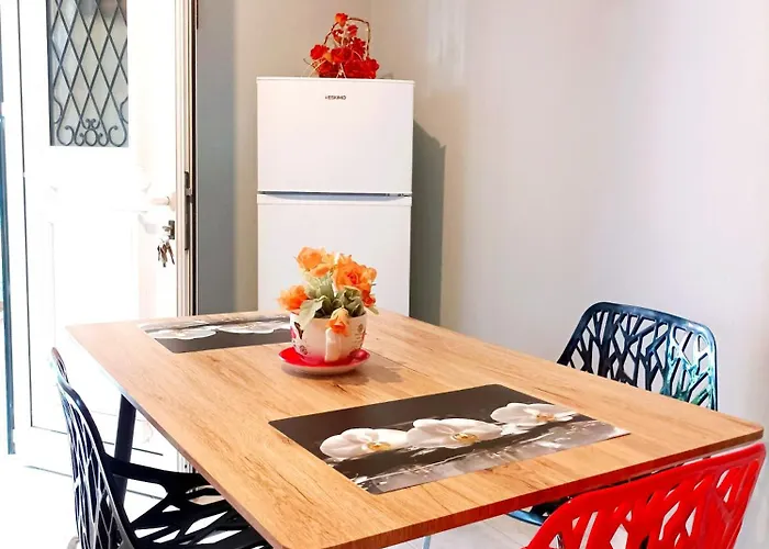 ιno 4* Skiathos stad