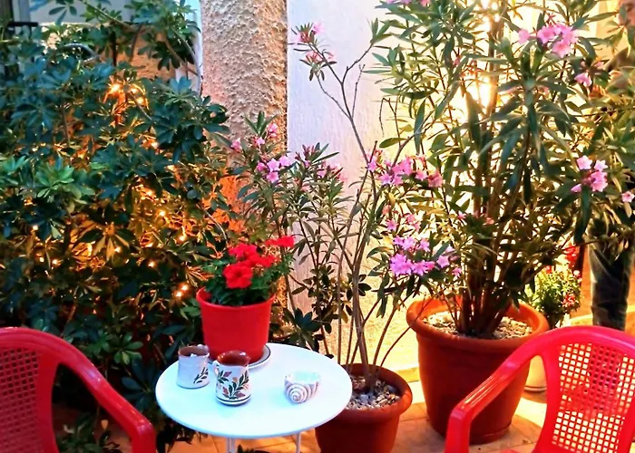 ιno 4* Skiathos stad