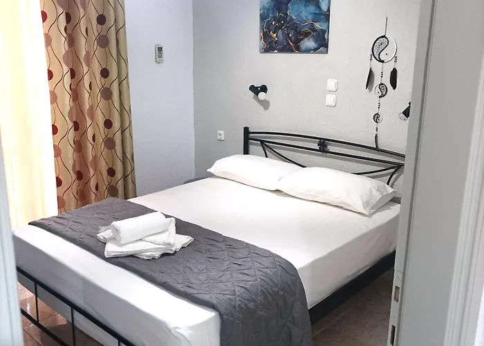 ιno 4* Skiathos stad